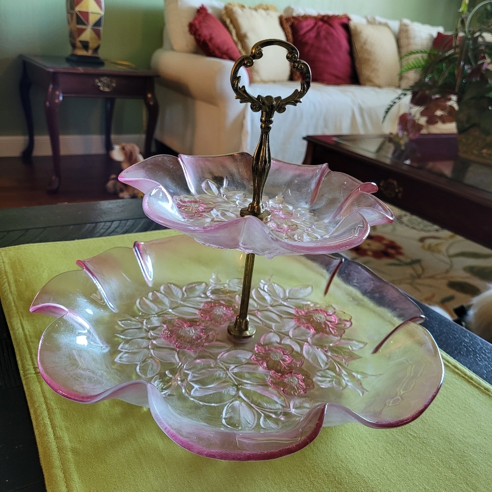 Vtg pink pedestal server